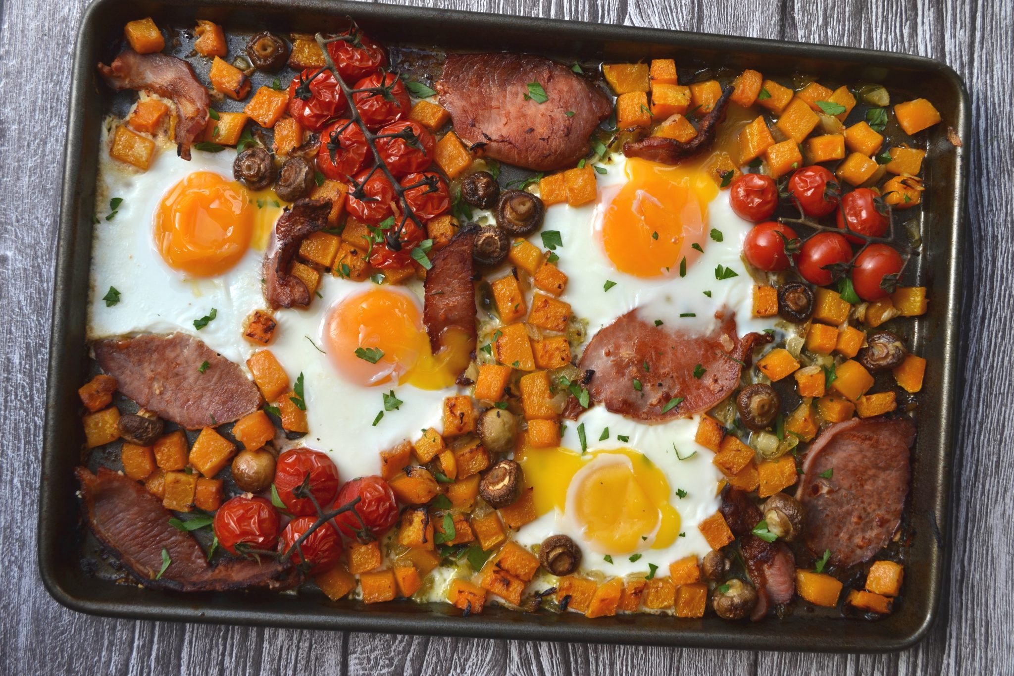 Full English Breakfast Traybake (Whole30 - Paleo) | Every Last Bite