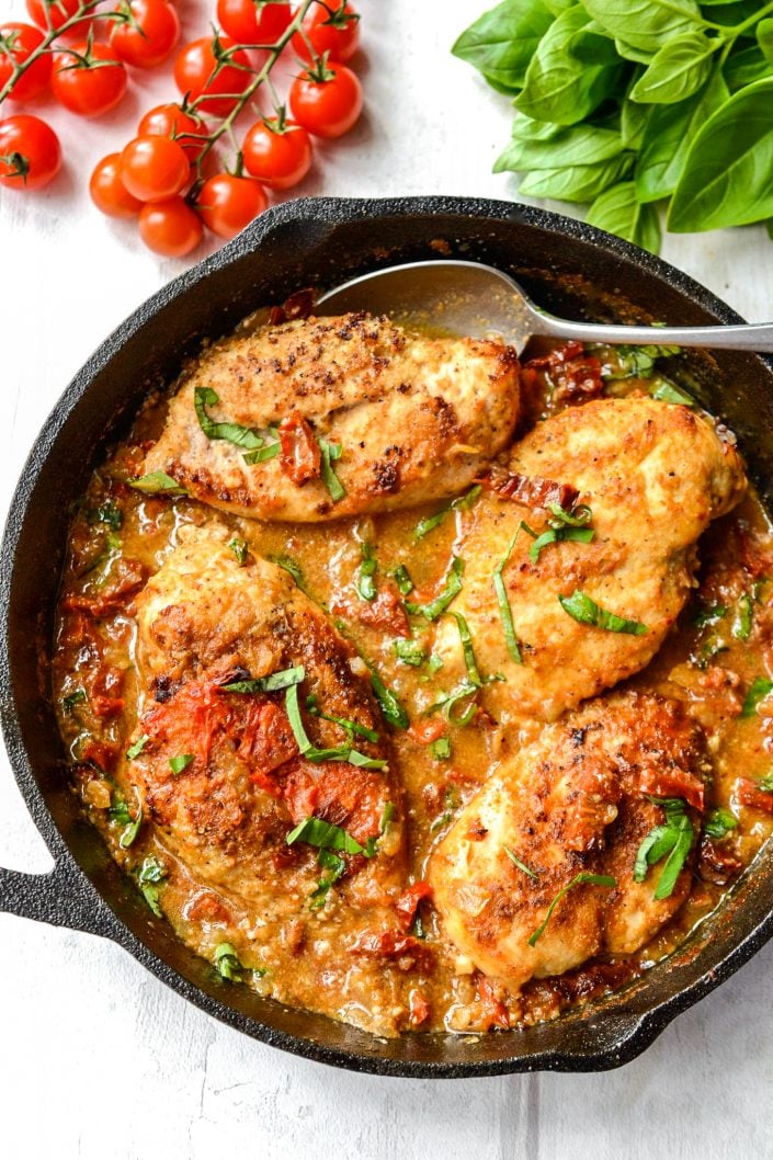 Creamy Sundried Tomato & Basil Chicken | Every Last Bite Creamy Sundried Tomato & Basil Chicken