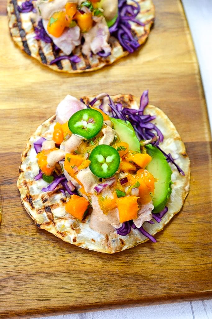 Seared Tuna Tacos with Mango Jalapeno Salsa | Every Last Bite Seared Tuna Tacos with Mango Jalapeno Salsa