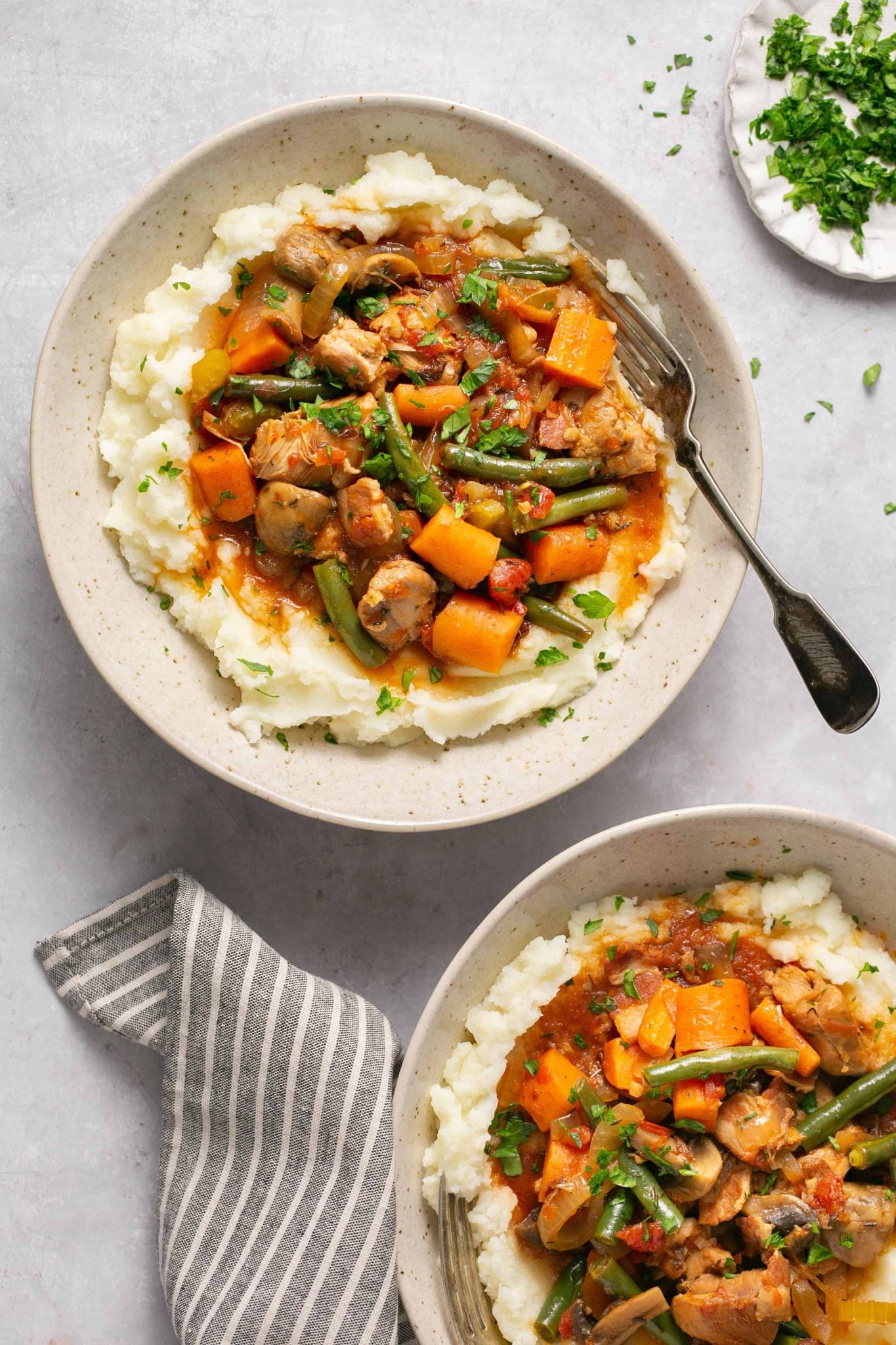 Hearty Chicken Stew Recipe | Every Last Bite Hearty Chicken Stew Recipe