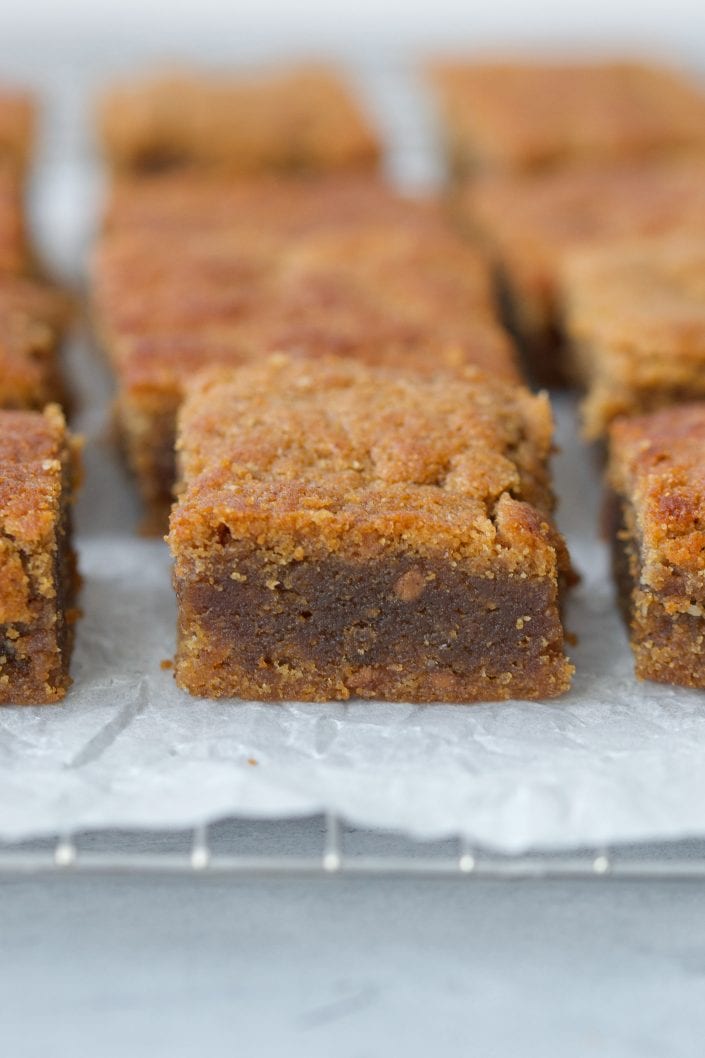 Almond Butter Blondies 