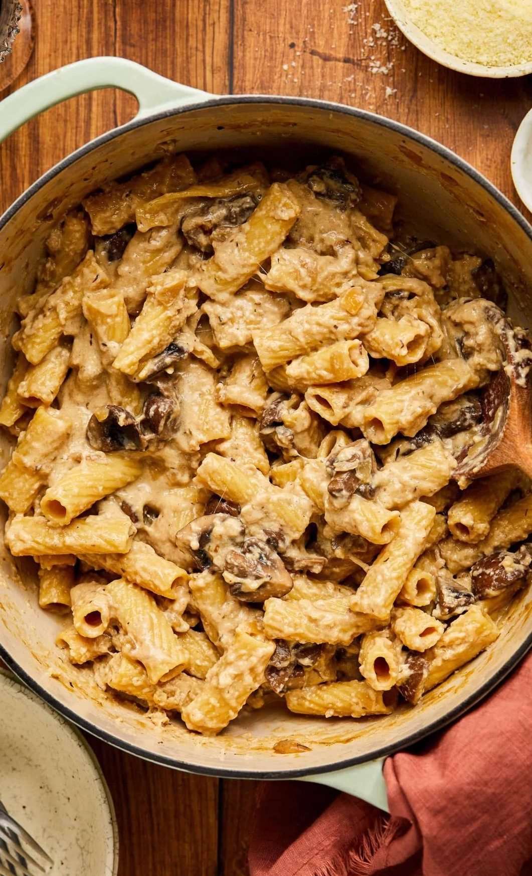 One-Pot Creamy Mushroom Pasta (An Easy 30-Minute Recipe)