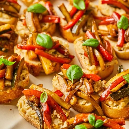 洋書 Panini, Bruschetta, Crostini Panini, Bruschetta, Crostini: Sandwiches, Italian Style – Heavenly