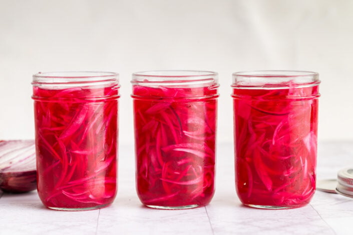 quick pickled red onions
